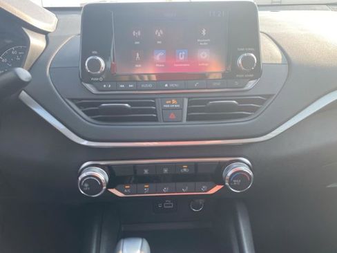 New 2025 Nissan Altima 2.5 S image 16