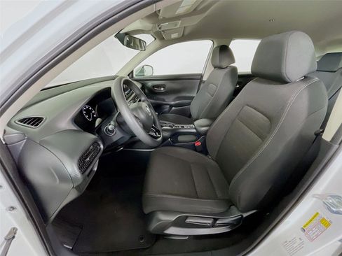Used 2023 Honda HR-V LX image 24