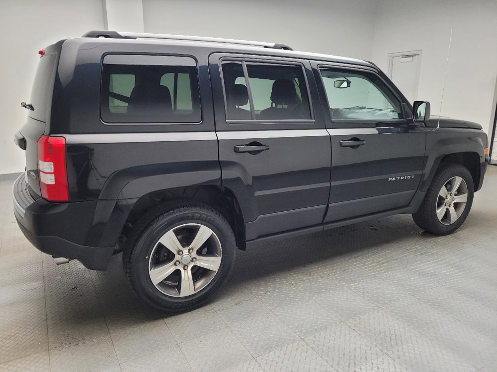 Used 2017 Jeep Patriot High Altitude AWD/4WD image 10