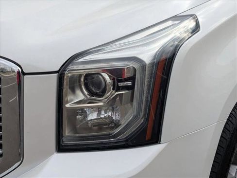 Used 2018 GMC Yukon XL Denali w/ Open Road Package image 2