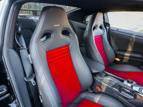 Used 2023 Nissan GT-R NISMO w/ Floor Mat Package AWD/4WD image 59