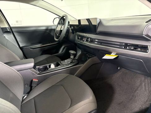 New 2026 Kia K4 LXS image 14