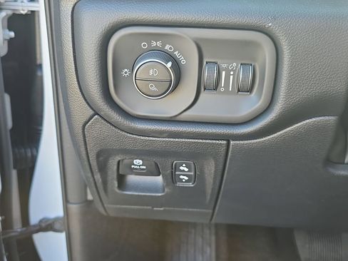 New 2026 RAM 1500 Big Horn AWD/4WD image 26