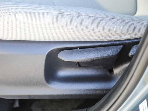 Certified 2022 Toyota Corolla Cross LE image 20