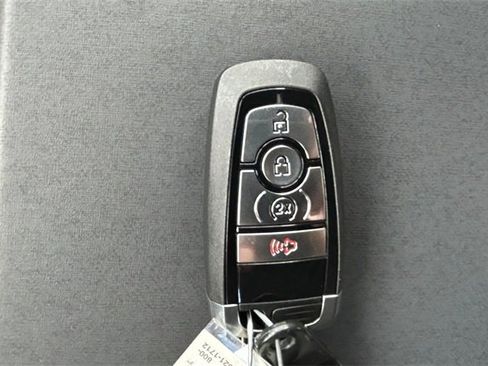 New 2023 Ford Bronco Badlands image 18