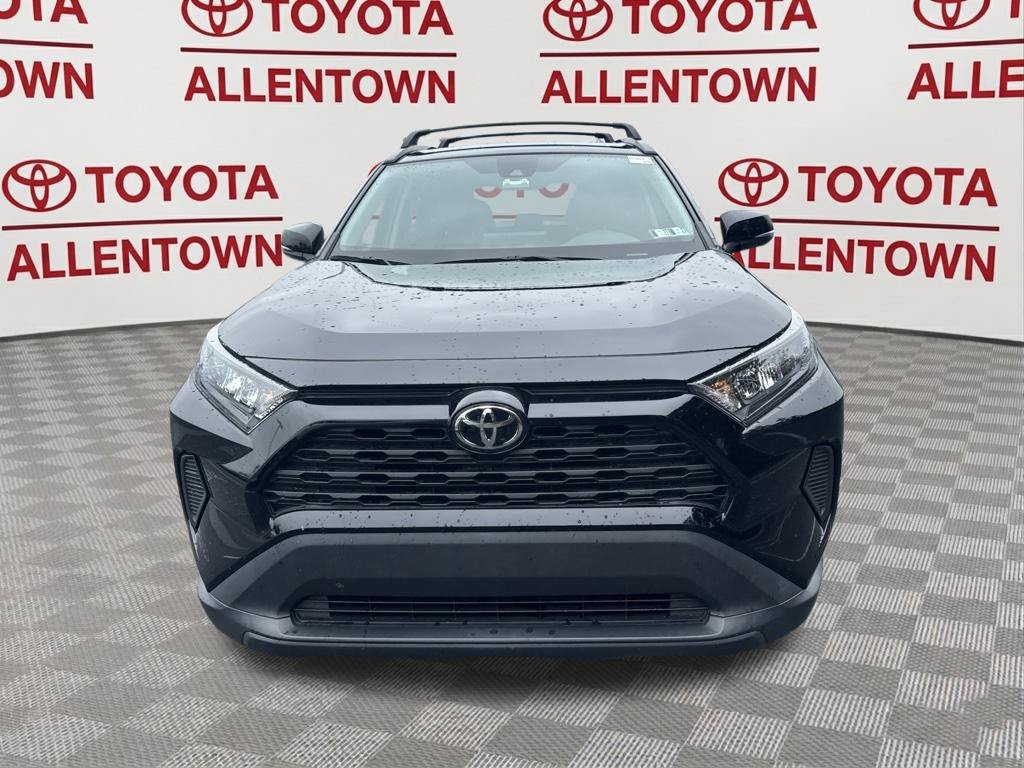 Used 2021 Toyota RAV4 LE AWD/4WD image 10