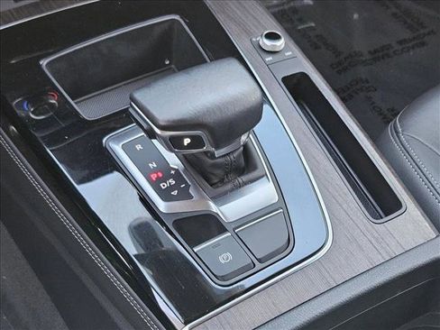 Used 2021 Audi Q5 Premium Plus w/ Premium Plus Package image 12