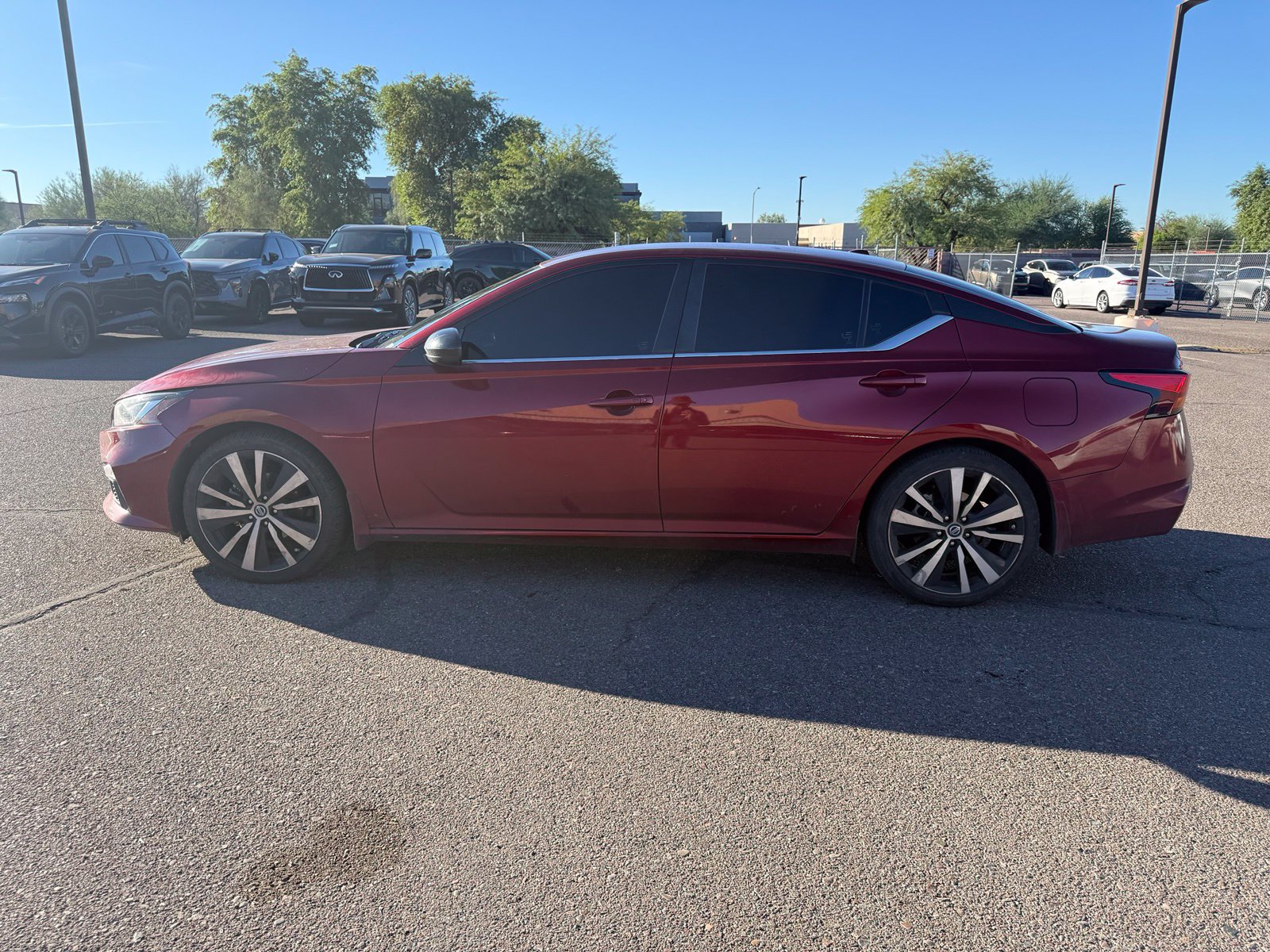 Used 2022 Nissan Altima 2.5 SR FWD image 8