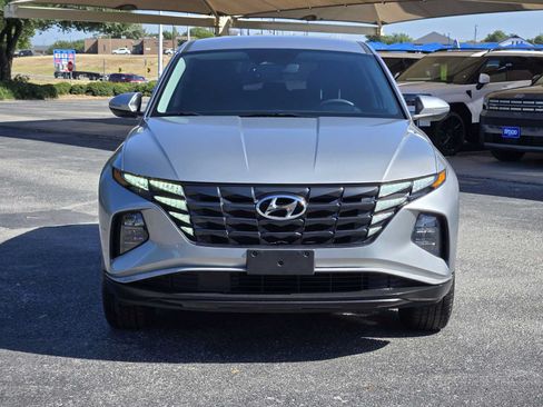 Used 2022 Hyundai Tucson SE AWD/4WD image 2