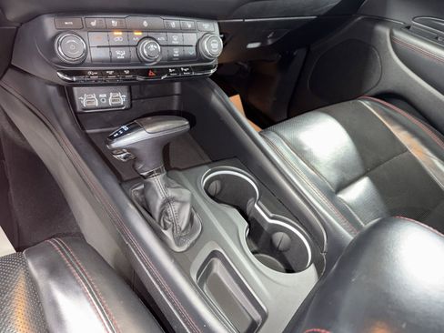 Used 2023 Dodge Durango GT RWD image 33