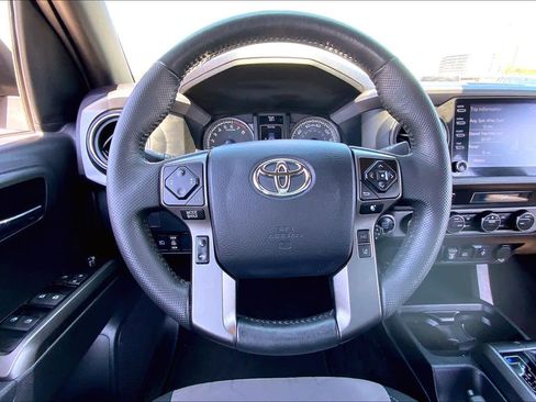 Used 2023 Toyota Tacoma TRD Off-Road w/ Technology Package AWD/4WD image 6