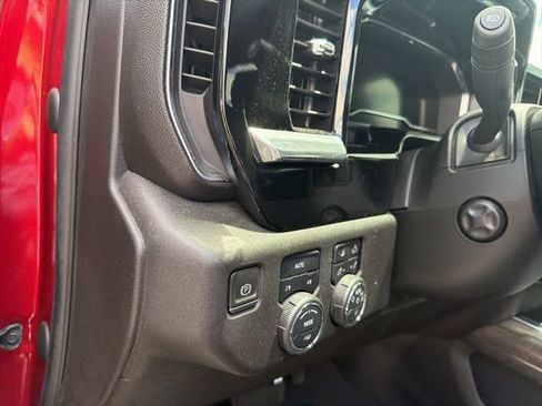 Used 2023 Chevrolet Silverado 1500 LTZ image 21