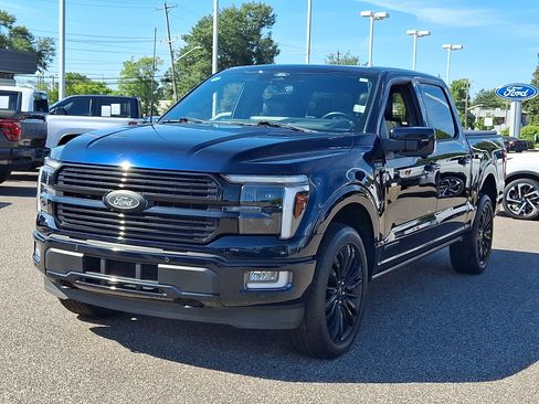 Used 2024 Ford F150 Platinum w/ Equipment Group 702A High AWD/4WD image 4