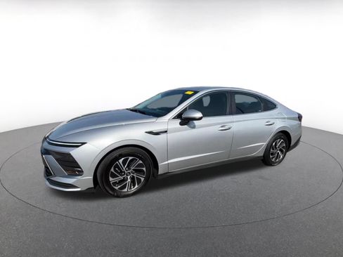 Used 2026 Hyundai Sonata Blue FWD image 8