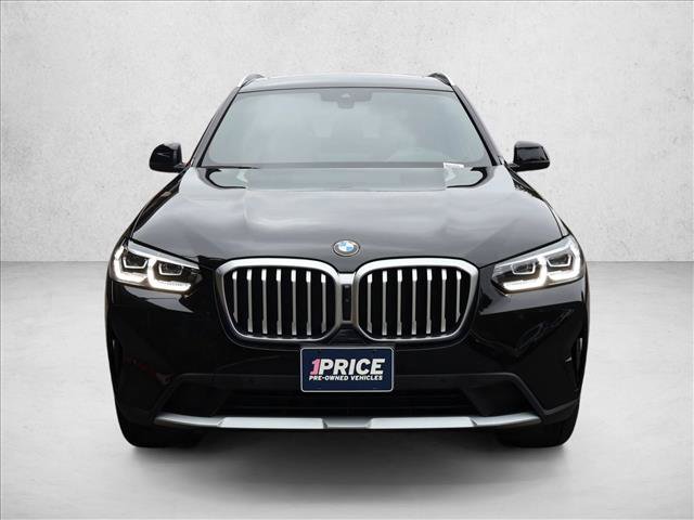 Used 2024 BMW X3 xDrive30i w/ Premium Package w/ZPA AWD/4WD image 3