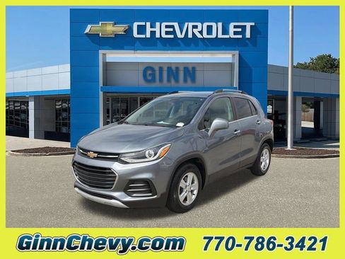 Used 2019 Chevrolet Trax LT w/ LT Convenience Package FWD image 1