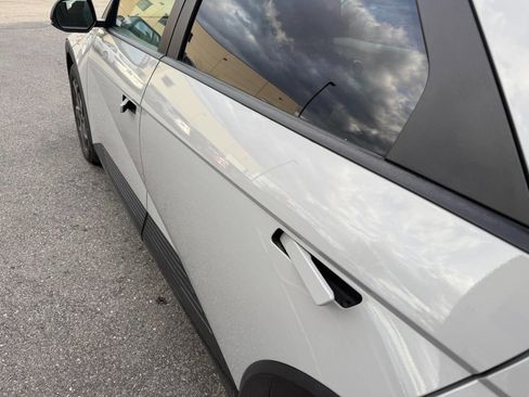 Used 2023 Hyundai Ioniq 5 SE image 19