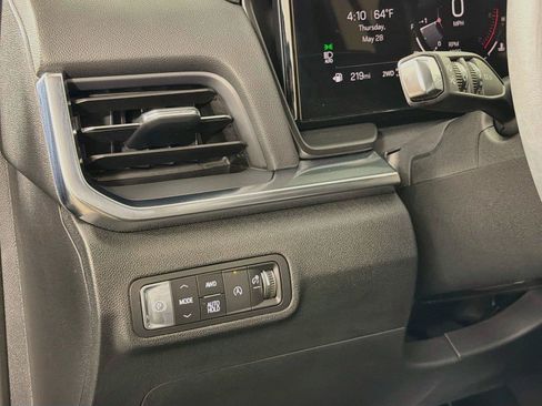 Used 2026 GMC Terrain Denali AWD/4WD image 17
