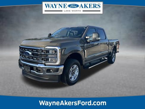 New 2026 Ford F250 XLT w/ XLT Premium Package AWD/4WD image 1