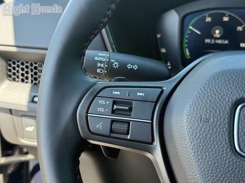 Used 2026 Honda CR-V TrailSport image 16