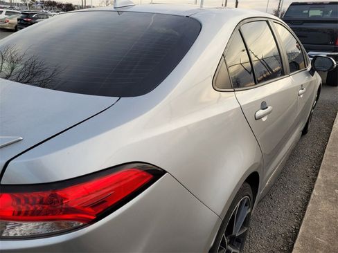 Used 2020 Toyota Corolla SE image 6