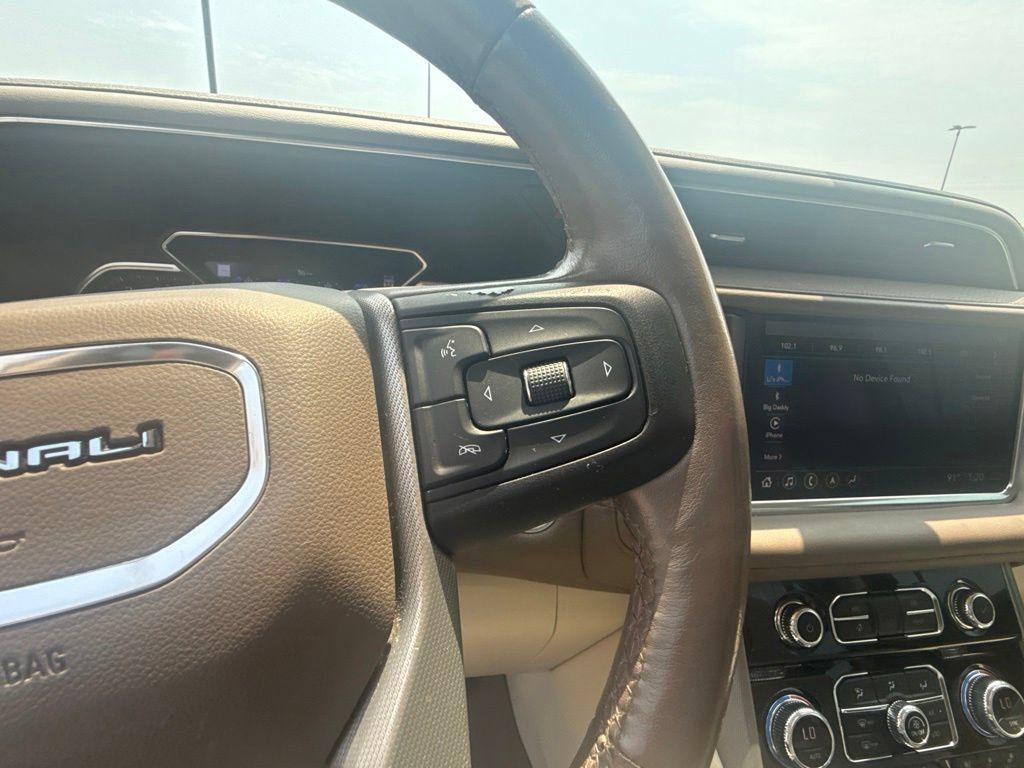 Used 2021 GMC Yukon Denali AWD/4WD image 21