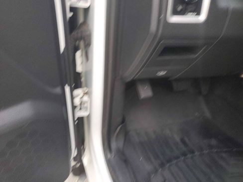 Used 2012 RAM 1500 Classic SLT AWD/4WD image 32