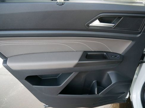 Used 2022 Volkswagen Atlas SE image 13