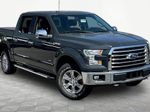 Used 2017 Ford F150 XLT w/ Equipment Group 302A Luxury AWD/4WD image 3