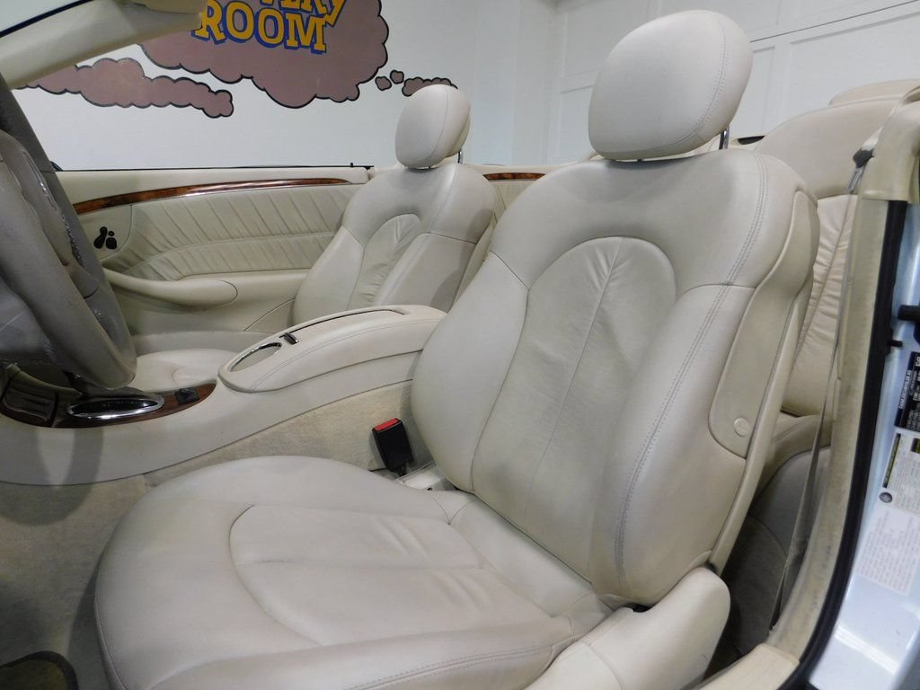 Used 2007 Mercedes-Benz CLK 350 Cabriolet image 42