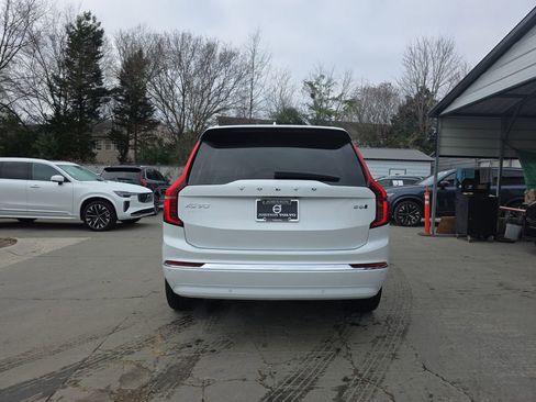 New 2026 Volvo XC90 B6 Ultra image 14