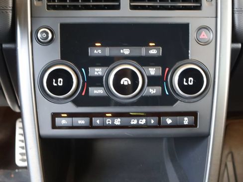 Used 2017 Land Rover Discovery Sport HSE AWD/4WD image 15