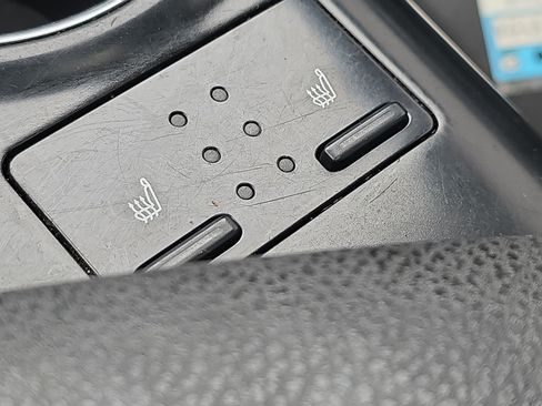 Used 2019 Toyota Camry XSE FWD image 27