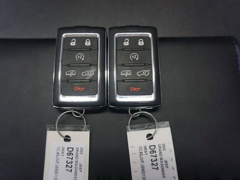 Used 2022 Jeep Grand Wagoneer Series II w/ Convenience Group III AWD/4WD image 19