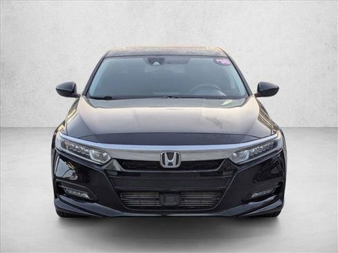 Used 2018 Honda Accord EX image 2