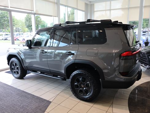 New 2026 Lexus GX 550 AWD/4WD image 5