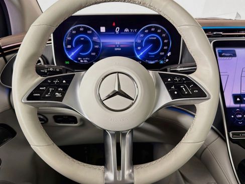 Certified 2023 Mercedes-Benz EQE 350+ SUV image 18