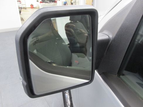 Used 2016 Ford F150 XLT w/ Equipment Group 302A Luxury AWD/4WD image 16