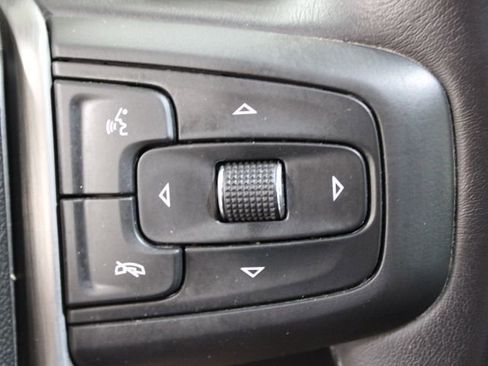 Certified 2022 GMC Sierra 3500 Denali image 38