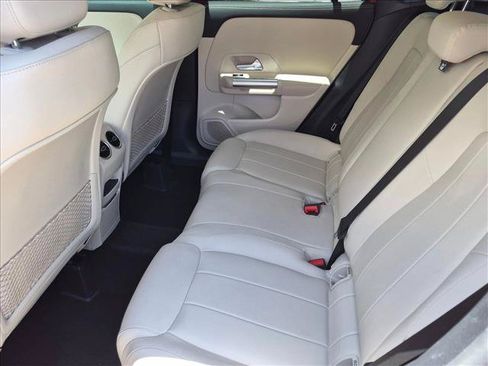 Certified 2022 Mercedes-Benz GLA 250 image 18