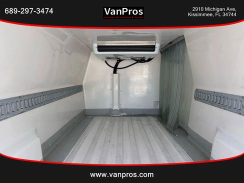 Used 2014 Chevrolet Express 3500 Extended image 14