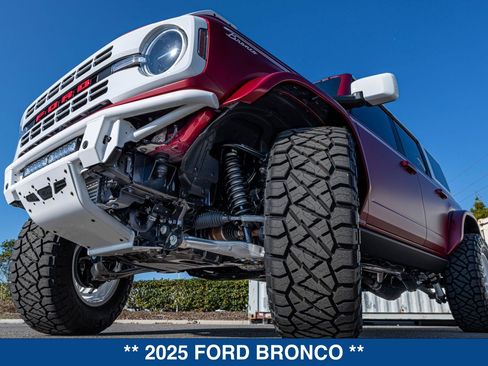 New 2025 Ford Bronco Heritage Edition AWD/4WD image 7