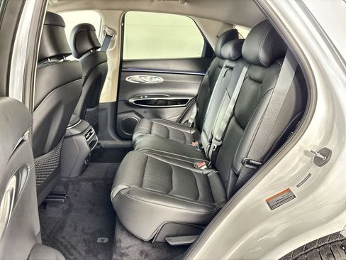 New 2026 Genesis GV70 2.5T AWD/4WD image 24