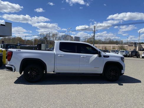 Used 2026 GMC Sierra 1500 Elevation w/ Elevation Premium Package AWD/4WD image 2