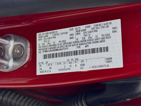 Used 2021 Ford Escape Titanium w/ Titanium Elite Package image 35