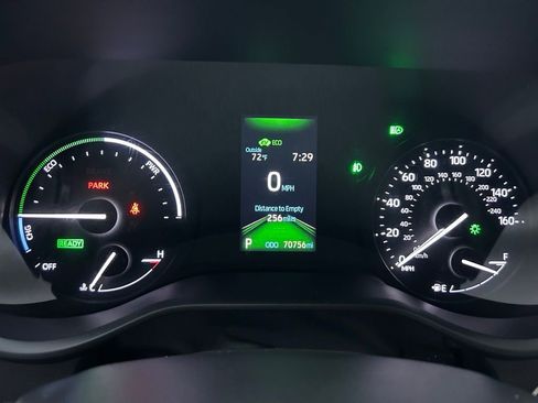 Used 2021 Toyota Sienna XLE image 25