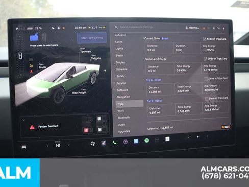 Used 2025 Tesla Cybertruck AWD Crew Cab image 38