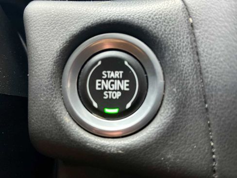 Certified 2023 Chevrolet Suburban RST image 17