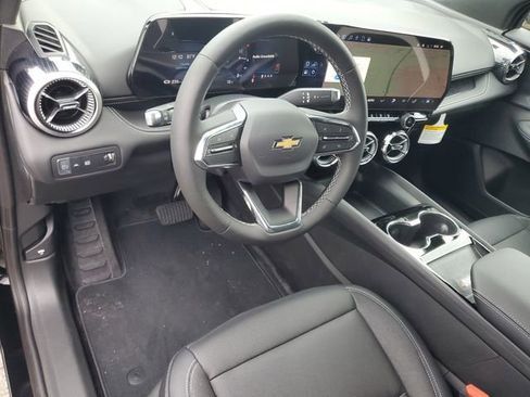 New 2025 Chevrolet Blazer EV LT image 18