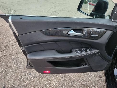 Used 2014 Mercedes-Benz CLS 550 4MATIC image 10